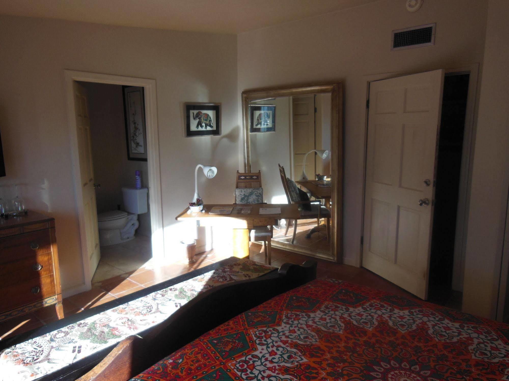 The Suncatcher Fine Country Inn Tanque Verde Exterior photo